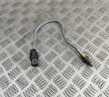 Mercedes-Benz CLA C118 X118 Lambda probe sensor A0005427912 025803703J