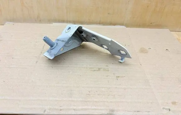 Renault Captur Fender mounting bracket 641819714R 418197146