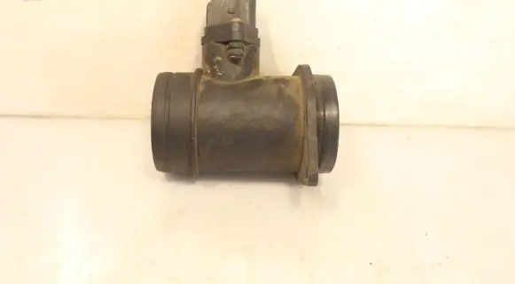 Volkswagen PASSAT B5 Mass air flow meter 0281002216