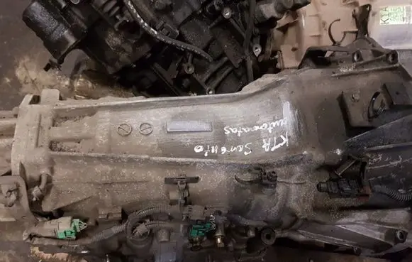 KIA Sorento Automatic gearbox 060220N0491 X6BA4 300702