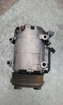 Ford Focus Air conditioning (A/C) compressor (pump) 3M5M19D629KF
