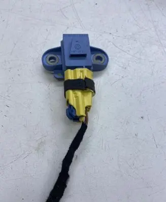Volkswagen PASSAT B6 Airbag deployment crash/impact sensor 1K0955557A
