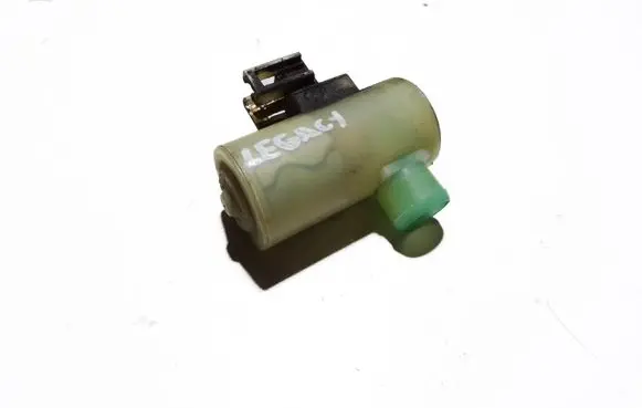 Subaru Legacy Windscreen/windshield washer pump