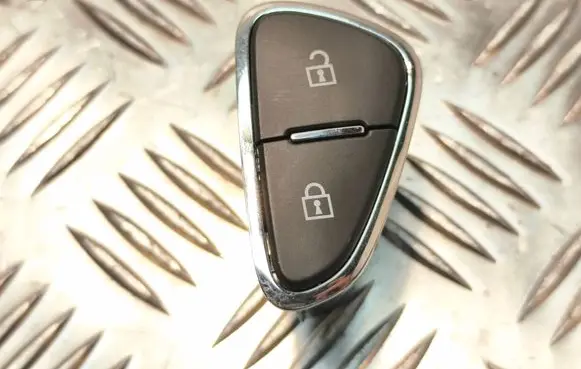 Central locking switch button