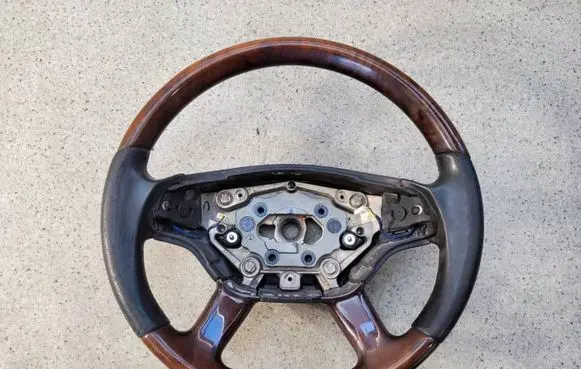 Mercedes-Benz S W221 Steering wheel 