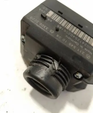 Mercedes-Benz E W211 Ignition lock 2115451008 33002205 4002412540206166