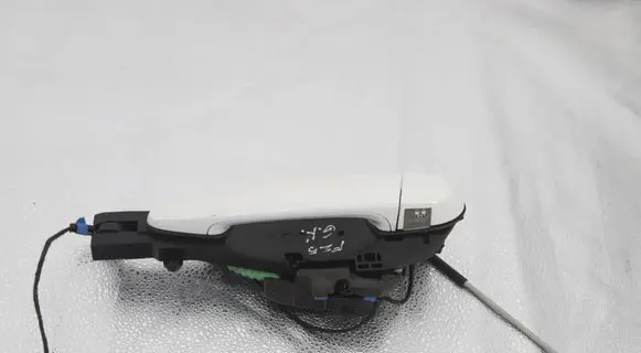 BMW X3 F25 Front door exterior handle 7331739 Y4S89T