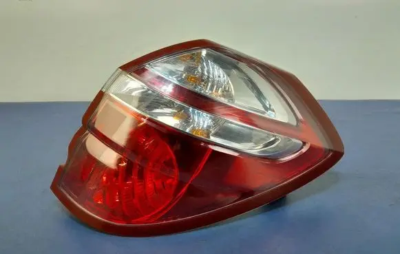 Subaru Outback Rear/tail lights 22020952