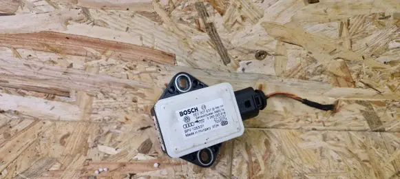 Audi A4 S4 B7 8E 8H ESP acceleration yaw rate sensor 8E0907637B 7005274 0265005618