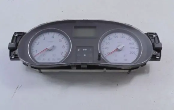 Dacia Logan I Speedometer (instrument cluster) P8200841280