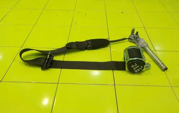 Opel Corsa D Front seatbelt NAPINACZEM 13AB105 13225282