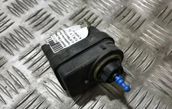 Renault Clio II Headlight level adjustment motor 07700415343e24 e22