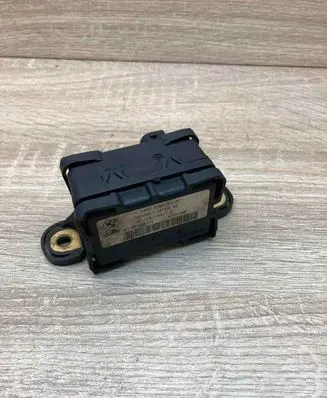 BMW 1 E81 E87 ESP acceleration yaw rate sensor 676276907 AE77M18Q8F