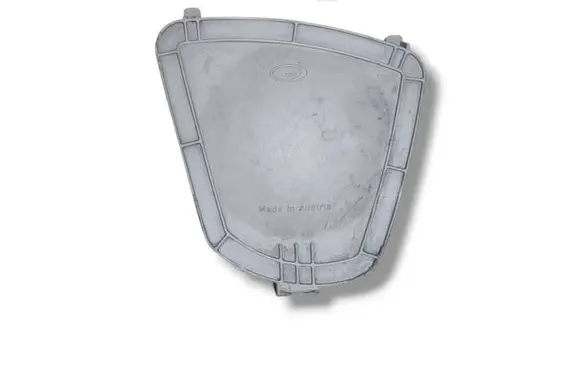 Chrysler Grand Voyager IV Headlight/headlamp dust cover PBTGB20