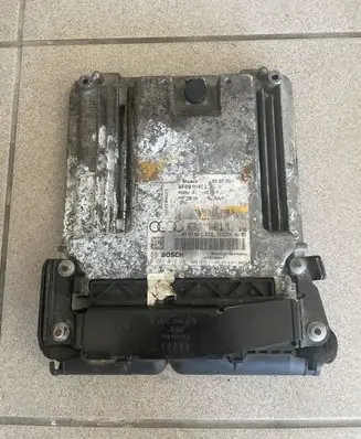 Audi Q7 4L Engine control unit/module 4F9910401M 0281014381