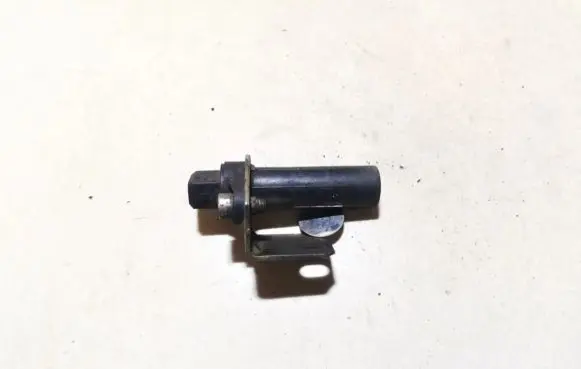 BMW 5 E34 Crankshaft position sensor 2243560