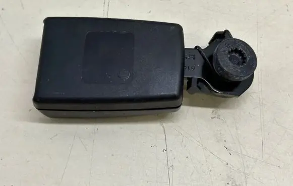 Porsche Cayenne (92A) Rear seatbelt buckle 7P0857754