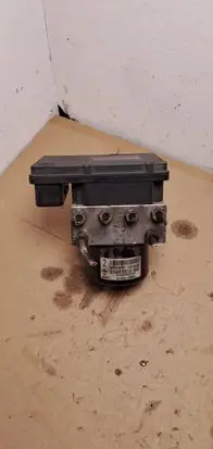 Volvo V70 ABS Pump 30793445 00401396E0 10092504153