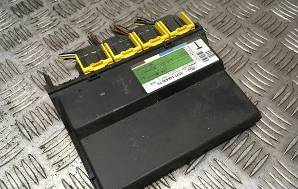 Ford Mondeo Mk III Comfort/convenience module 3S7T15K600TC 5WK48752G T83SA