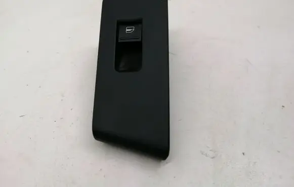 Volkswagen PASSAT B7 Electric window control switch 3AA868749