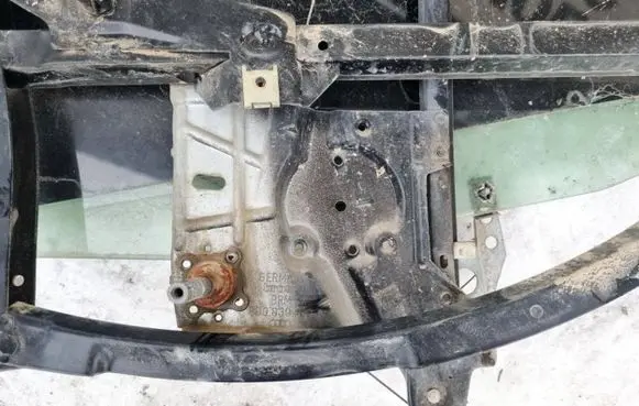 Audi A4 S4 B5 8D Sliding door window regulator with motor 8D0839400A