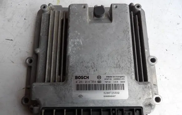 Renault Laguna III Engine control unit/module 8200848407 8200726880 0281014354
