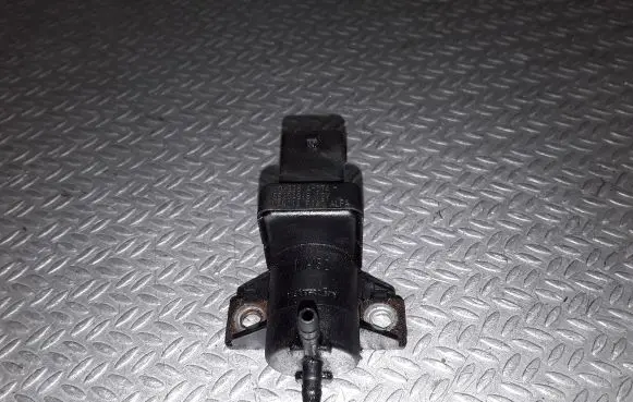 Alfa Romeo Giulietta Turbo solenoid valve 55204916