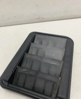 BMW 2 F46 Quarter panel pressure vent 60829010 201647