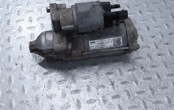 Citroen Berlingo Starter motor 9832577880