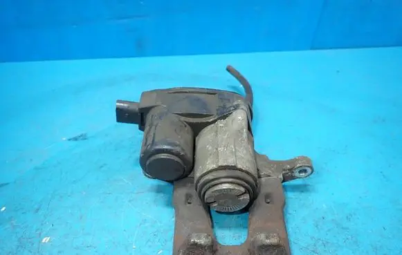 Hyundai i40 Rear brake caliper 8529032 B7426 201103