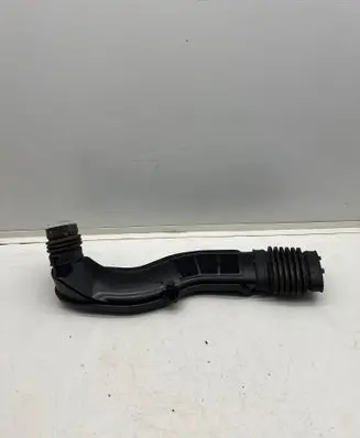Renault Clio V Air intake duct part 2T02