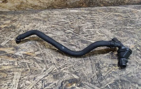 BMW 7 F01 F02 F03 F04 Breather hose/pipe 7575642 70342599