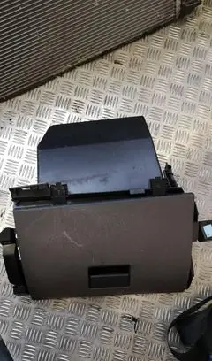 Ford Focus C-MAX Glove box 3m51r06044
