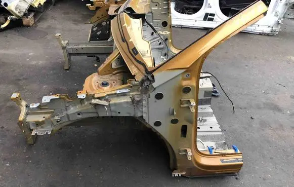 Citroen DS7 Crossback Front quarter panel 