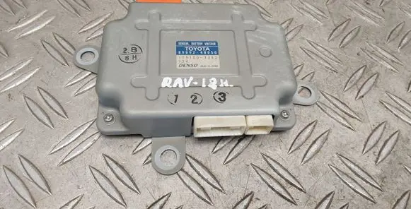 Toyota RAV 4 (XA40) BSM Control unit 8989248050
