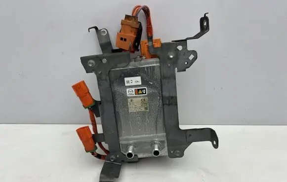 Mazda CX-80 Transfer box differential control unit KBB3-3051X-E