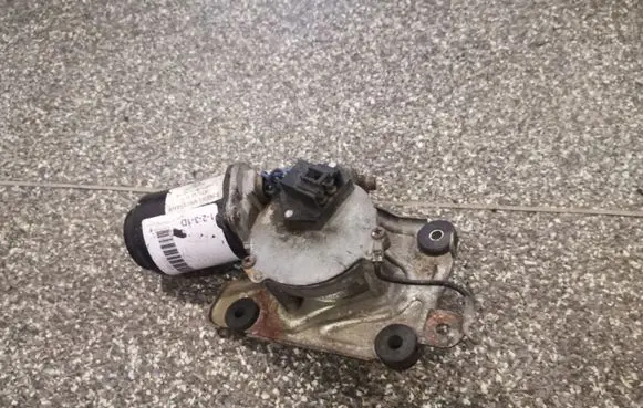 Mazda 626 Wiper motor