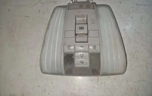 Mercedes-Benz E W212 Front seat light A2129001123