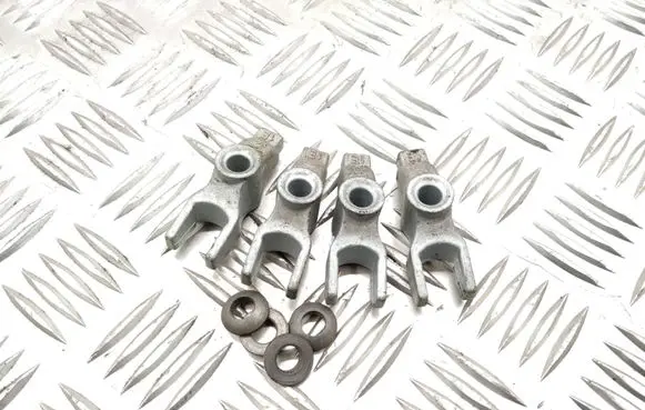 Opel Astra J Fuel Injector clamp holder 