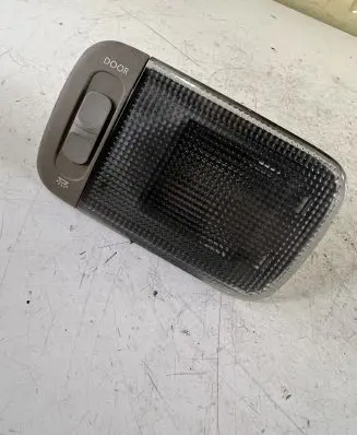 Subaru Outback Rear seat light