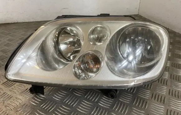 Volkswagen Touran I Headlight/headlamp 1T0941005D 0301205201