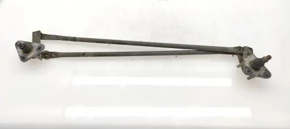 Subaru Forester SF Front wiper linkage 