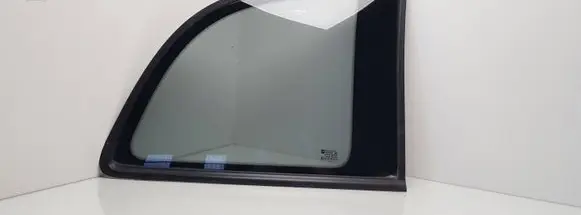 Opel Zafira A Rear side window