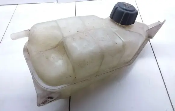 Nissan Primera Coolant expansion tank/reservoir 21710BV011