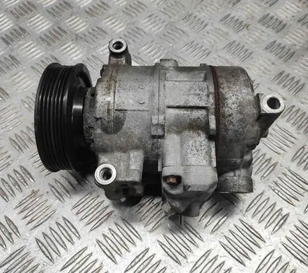 Volkswagen Golf V Air conditioning (A/C) compressor (pump) 1K0820859T
