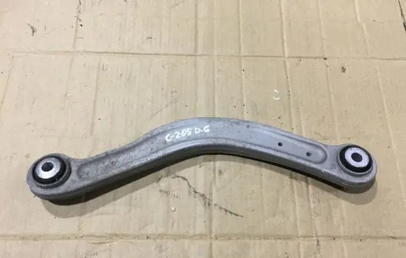 Mercedes-Benz C W205 Rear control arm A20407