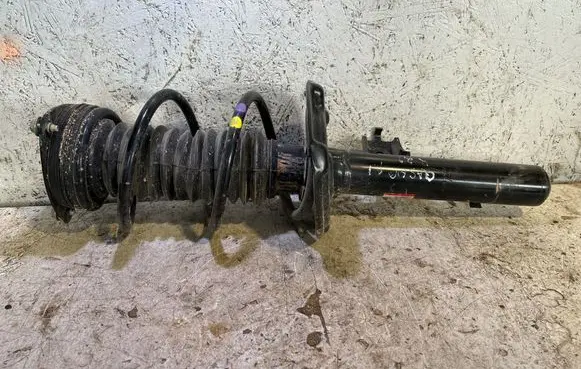 Nissan Qashqai J12 Front shock absorber/damper 543026UA1B 22628B 1A102013A