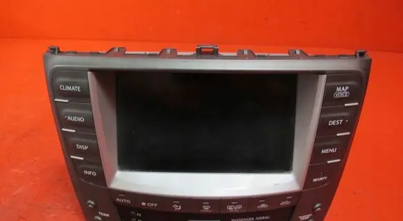 Lexus IS 220D-250-350 Radio/CD/DVD/GPS head unit 8642053031