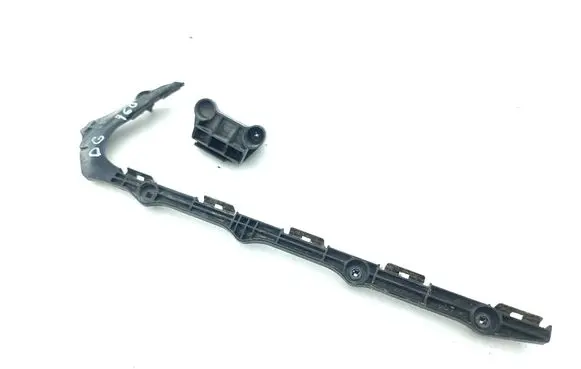 Lexus GS 300 350 430 450H Rear bumper mounting bracket 5215730060