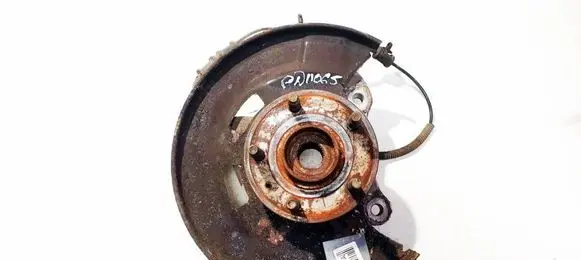 Opel Astra J Front wheel hub 